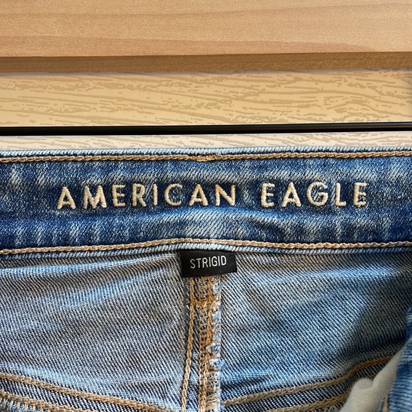 American Eagle AE Strigid Ripped Mom Jeans, Size 00, Blown Out Blue - Picture 10 of 11